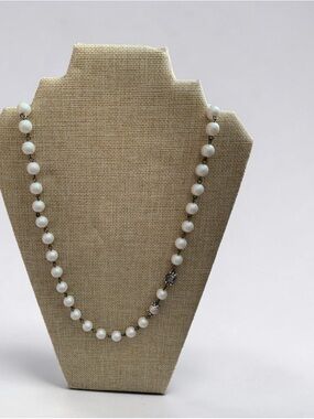 Banana Republic Freshwater Pearl Wire-Linked Necklace